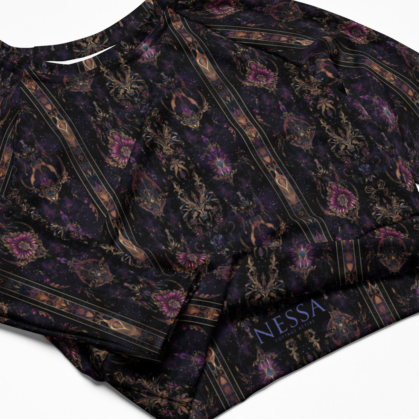 Esoteric Beauty Dark Ambiance Long-Sleeve Crop Top